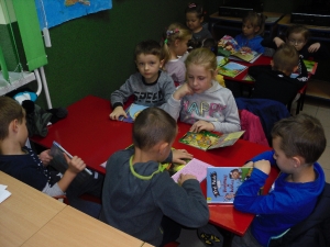 Bajki w bibliotece_2