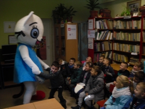 Kicia Kocia w Bibliotece_6